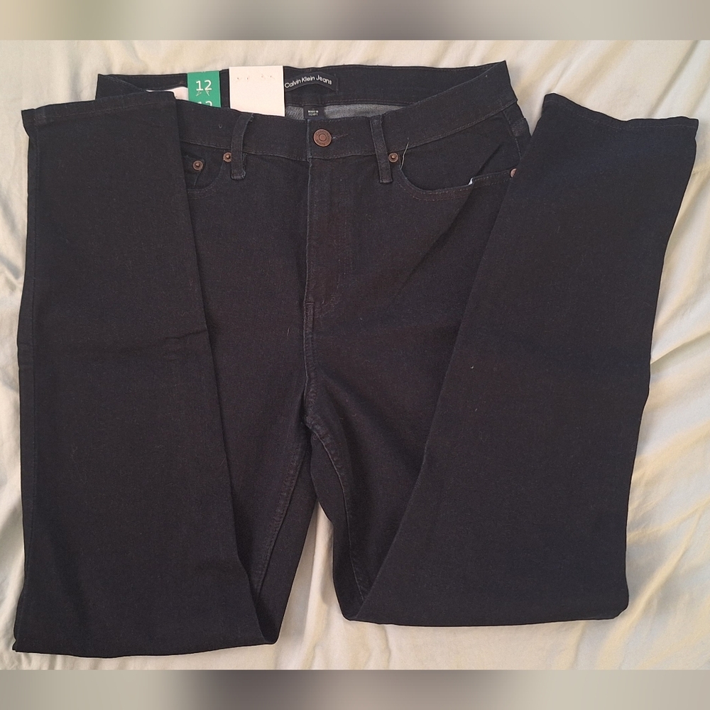 Calvin Klein Dark Jeans Classic Style - Picture 2 of 4